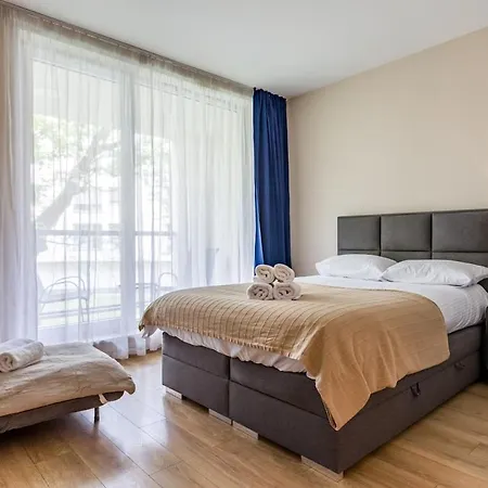 Wola Nest Apartamento *